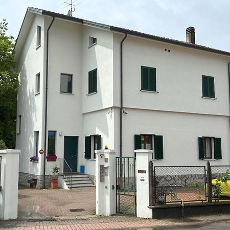 Casa Vacanze Magnolia Borgo Ticino Exterior photo